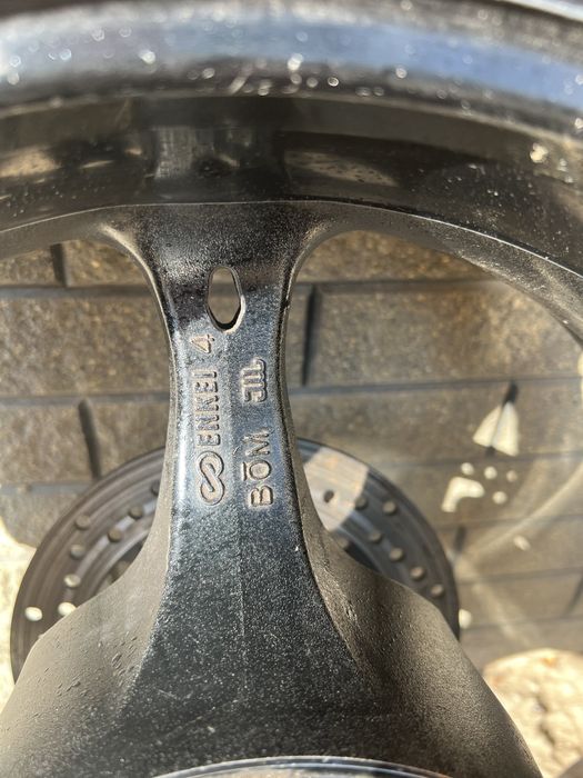 Заднее колесо Suzuki gsx-r 1000 k7 k8 r17