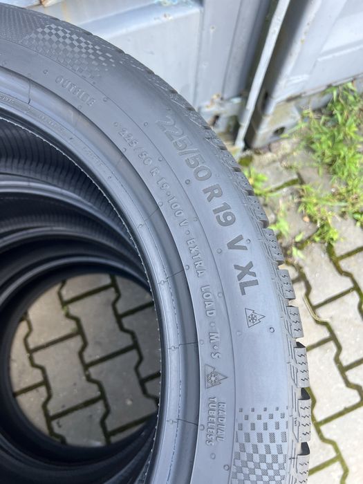 225/50 R19 100V XL AO Continental WinterContact TS860S