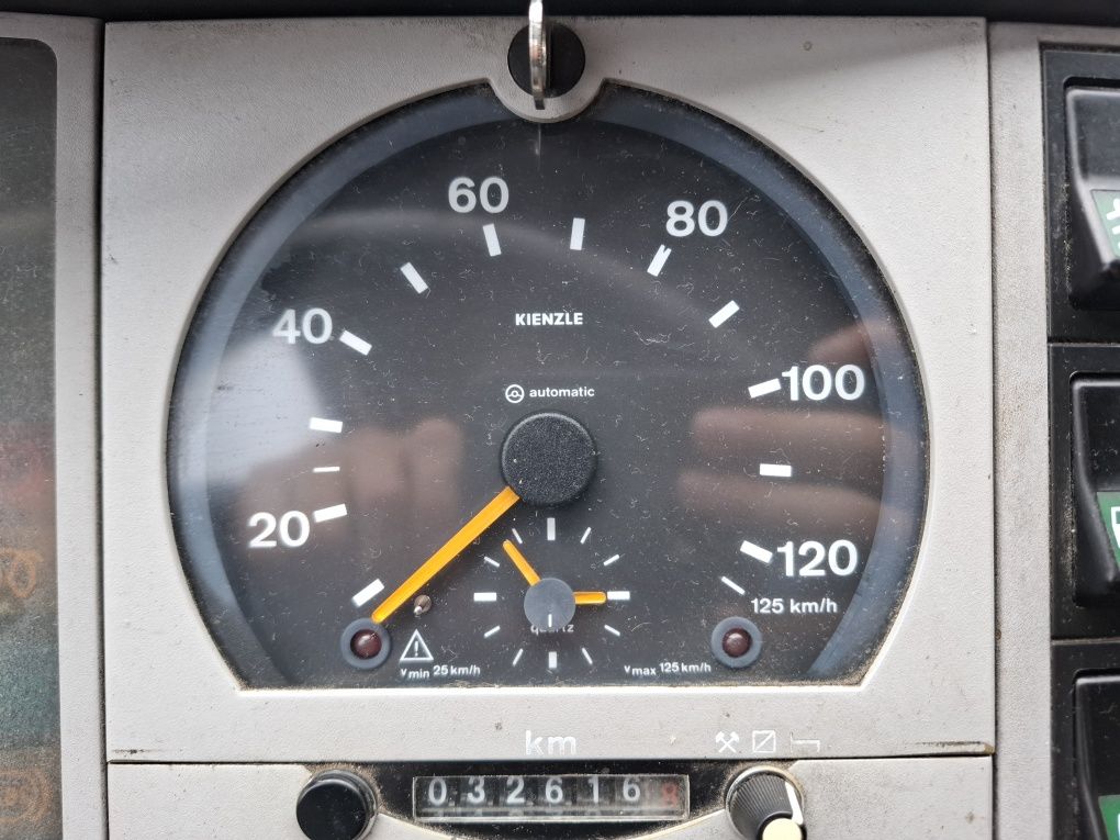 MAN L-2000 18.220 firanka