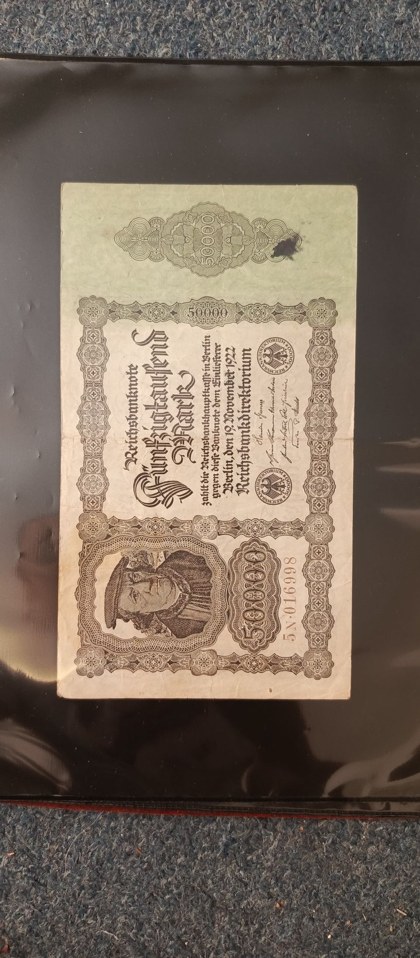Album z banknotami Niemiec 25 szt