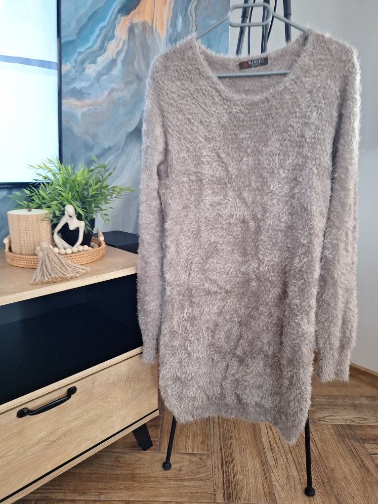Włochaty sweter Wansili XL/XXL