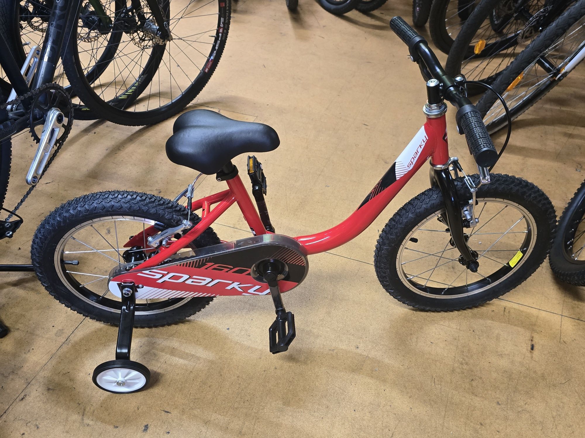 Bicicleta de crianca 16 nova