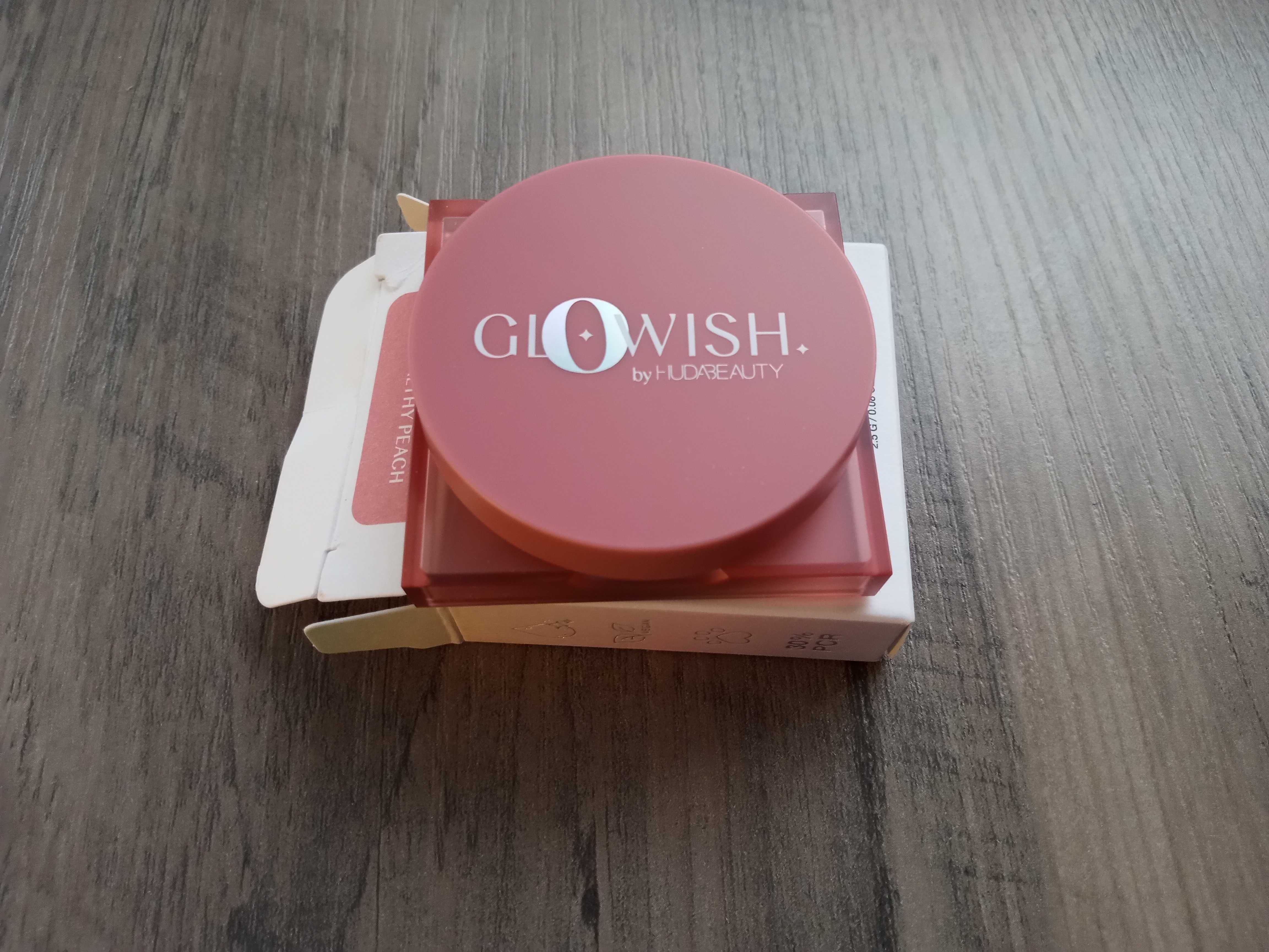 Glowish by Huda Beauty - Puder, Saie Dew Blush - róż w płynie