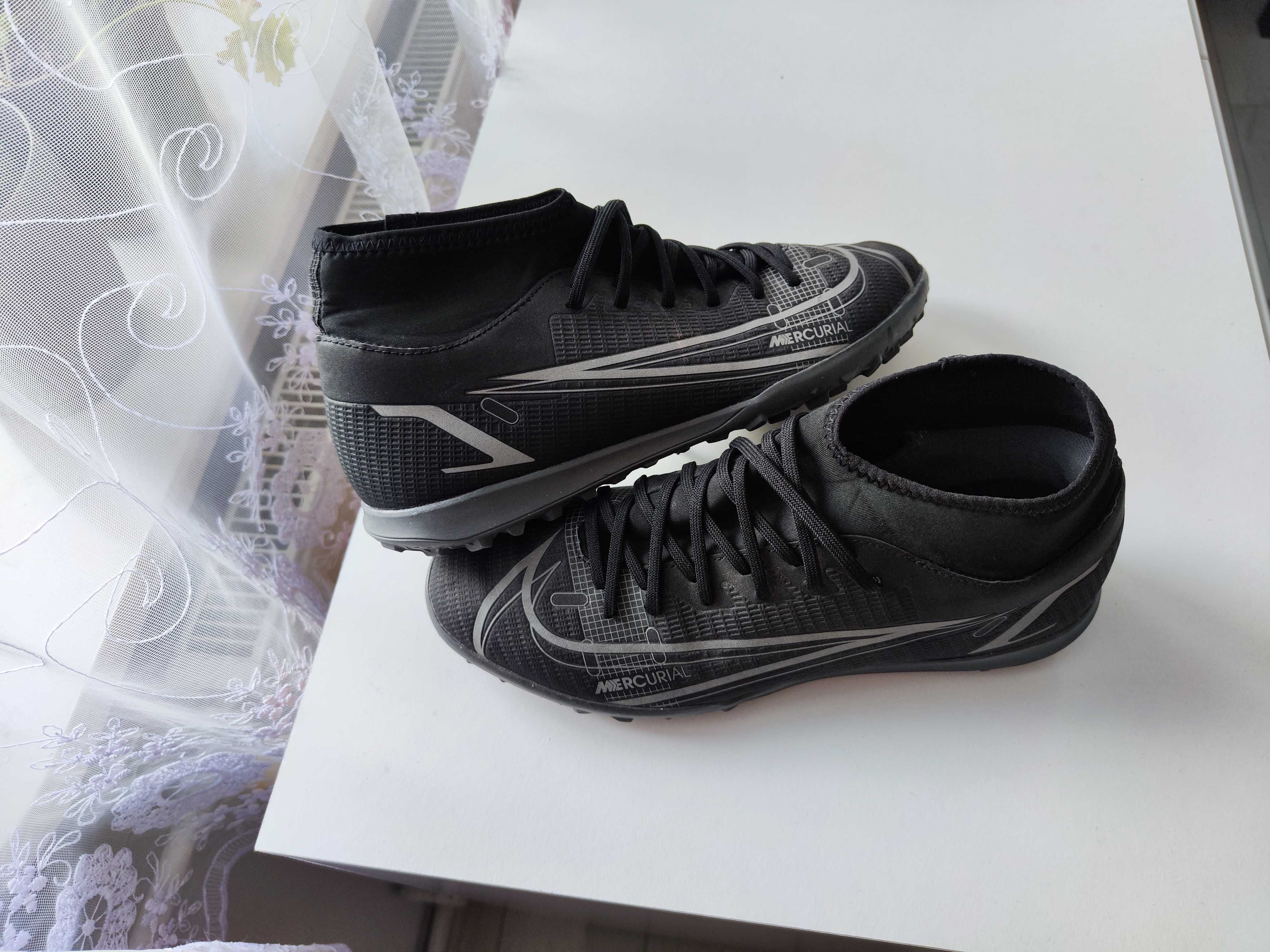 Turfy Nike Mercurial 42.5