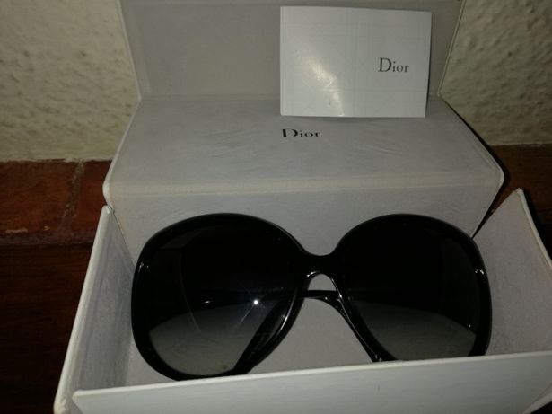 Óculos de sol C. Dior originais