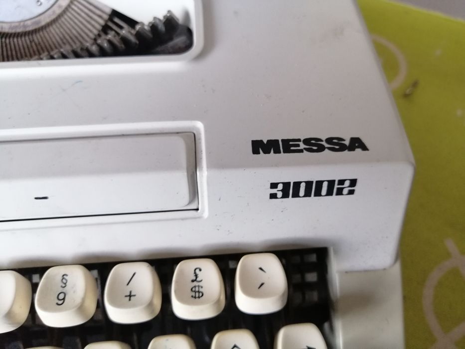 Máquina de escrever