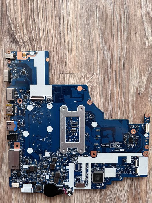 Płyta główna NM-A752 z Intel Core i3-6100U