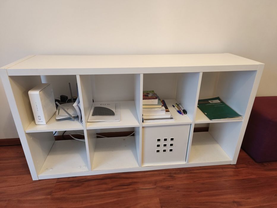 Rezerwacja Wyprzedaż mieszkania - KALLAX IKEA regał