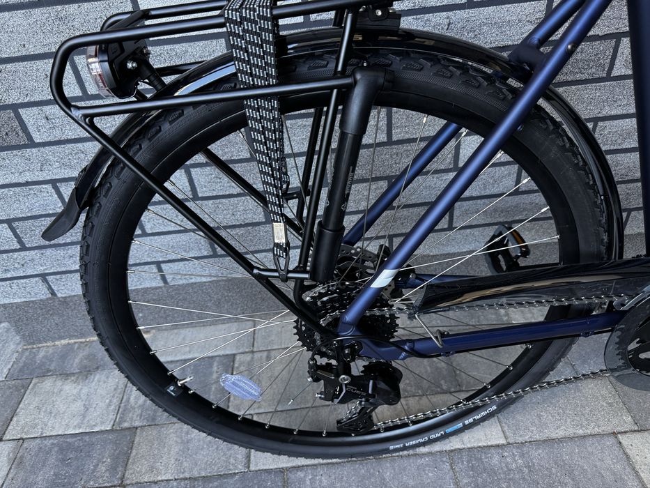 Rower trekkingowy UNIBIKE Voyager 21” kola 28 Shimano Cues