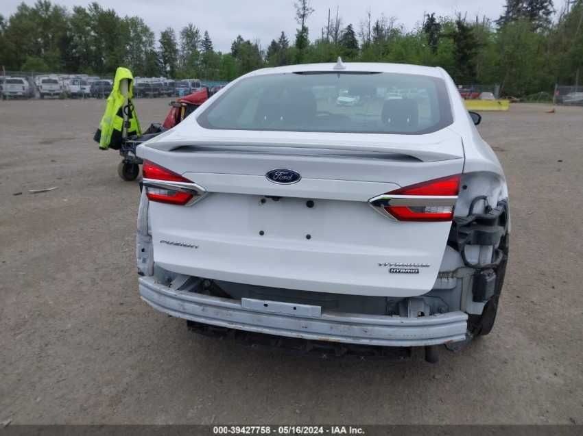 Ford Fusion Hybrid Titanium 2020