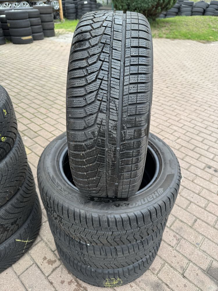 2 sztuki opon zimowych 215/55/17 HANKOOK Używane F-Vat