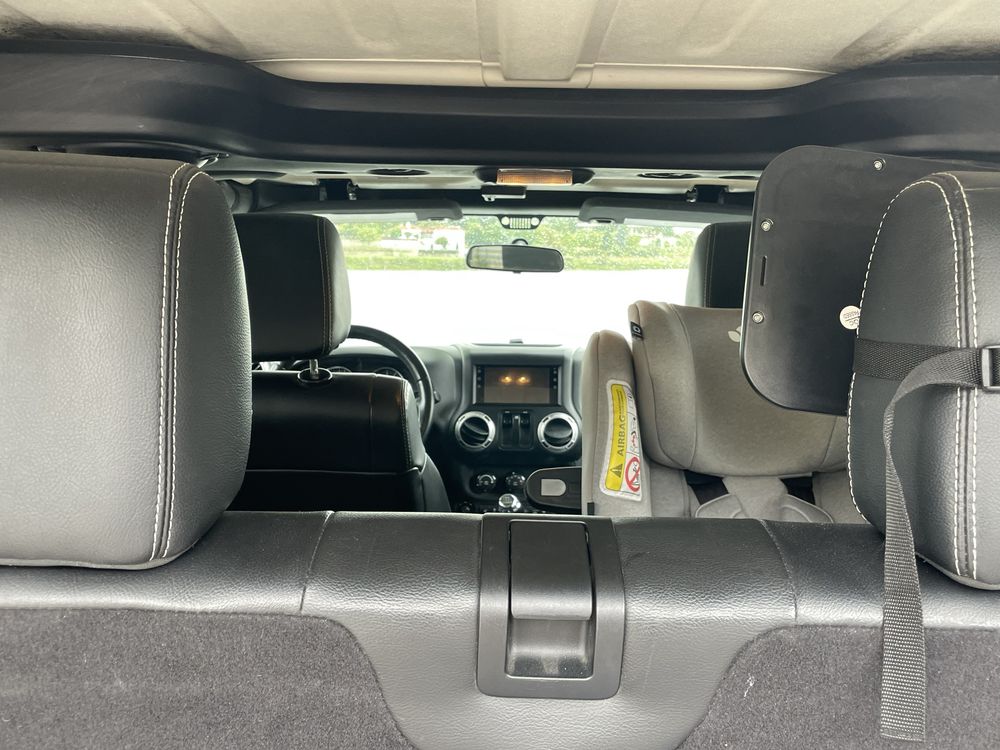 Jeep wrangler Sahara 70th anniversary