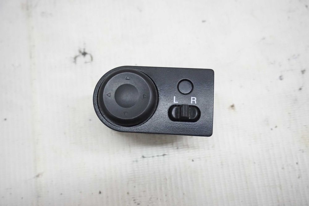 Кнопка регулювання дзеркал Chevrolet Aveo\Шевроле Авео T250\255