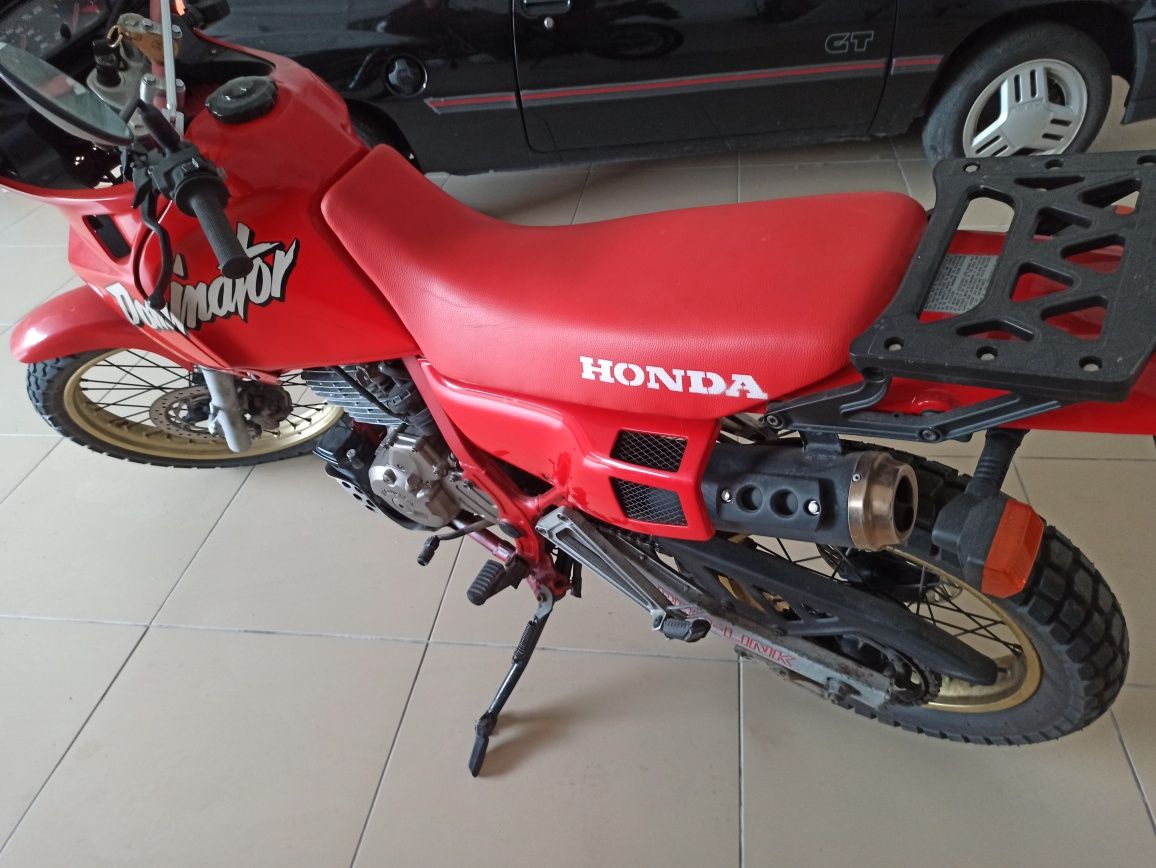 Honda NX 650 Dominator