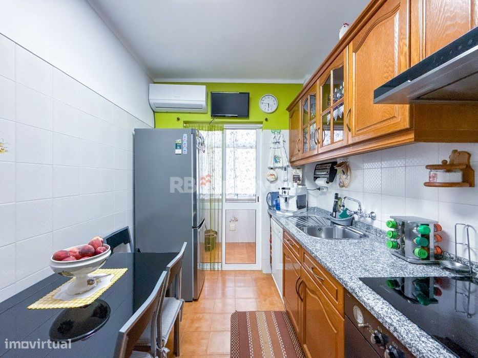 Apartamento T2 c/ Jardim e Sótão, em Abrantes