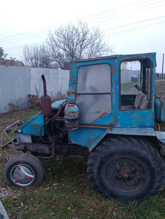 Продам трактор самоклеп