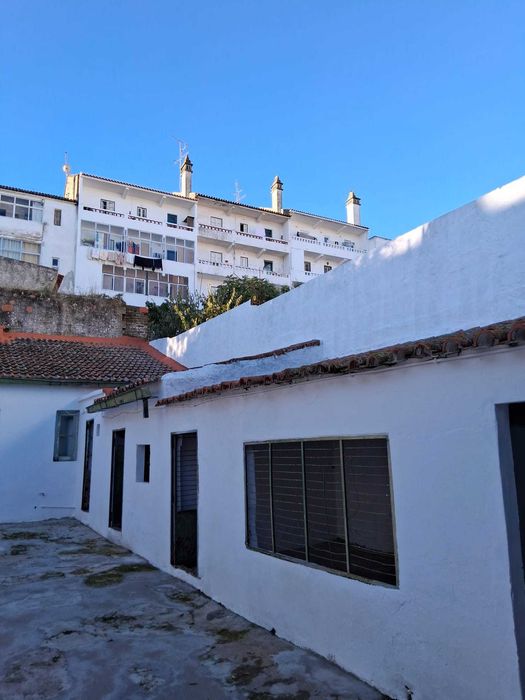 Aluga se casa e oficina