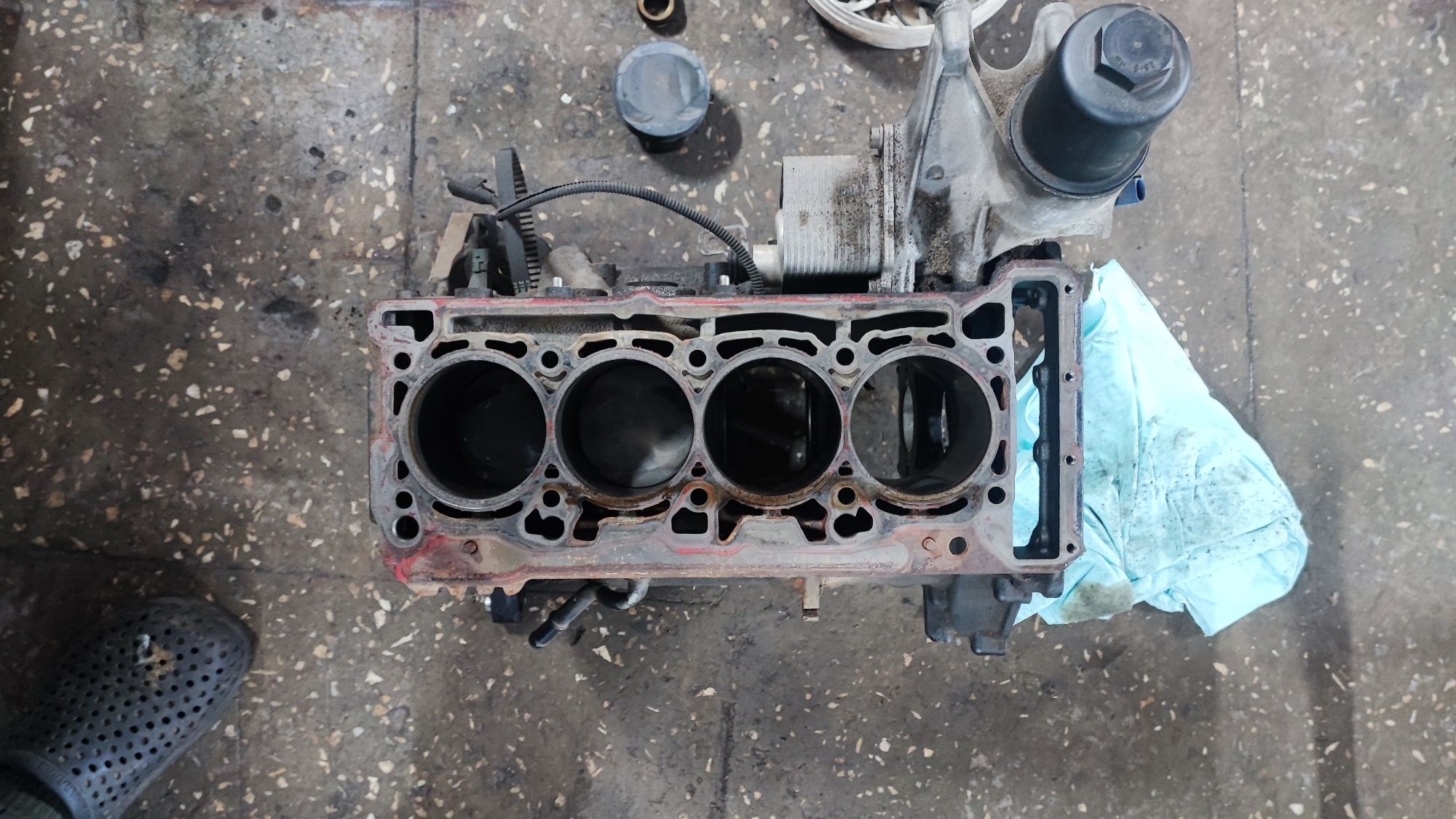 двигун 1.8 tsi cjs  06k103023n