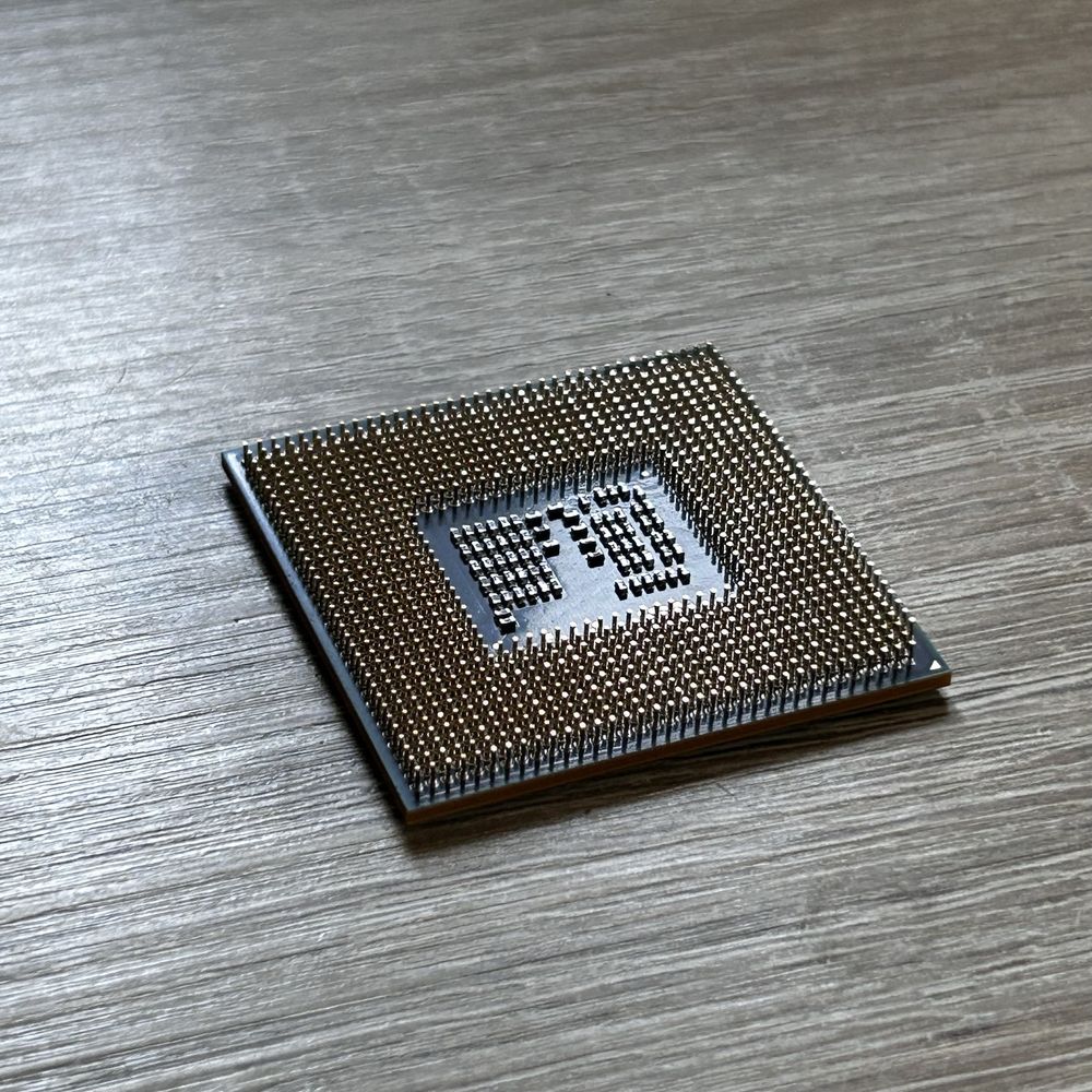 Процесор Intel Core i-3 370M