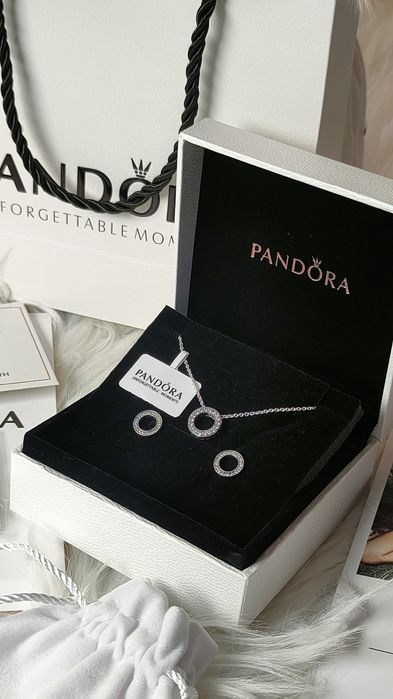 Срібний комплект Pandora з паве/ набір пандора кольє та сережки