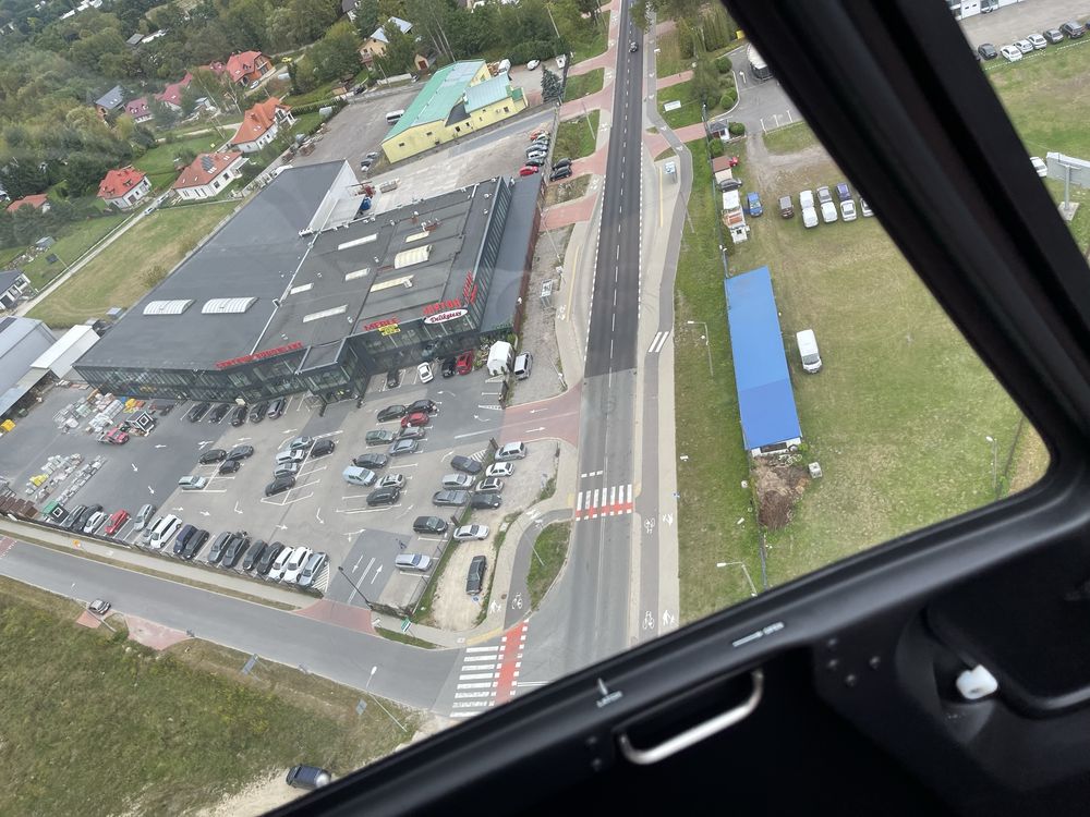Lokal do wynajęcia – 609 m² – Centrum Handlowe Jarton, Wiązowna