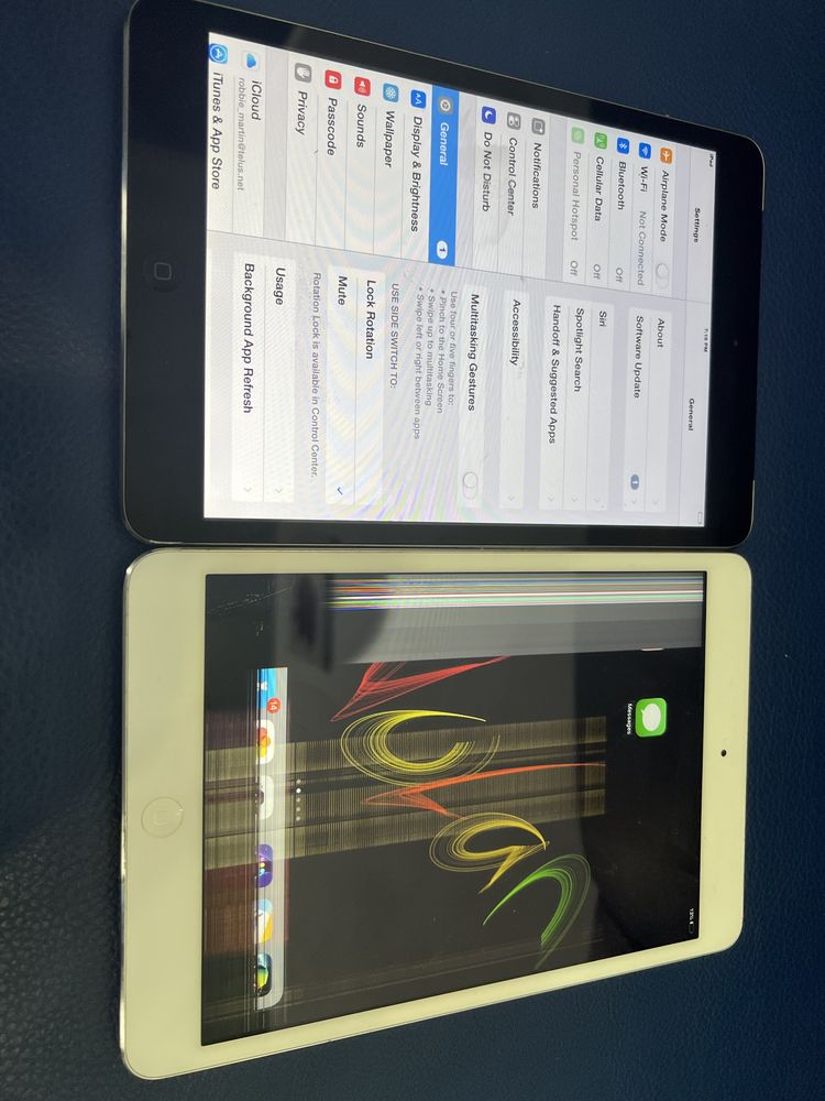 Продам два ipad mini icloud