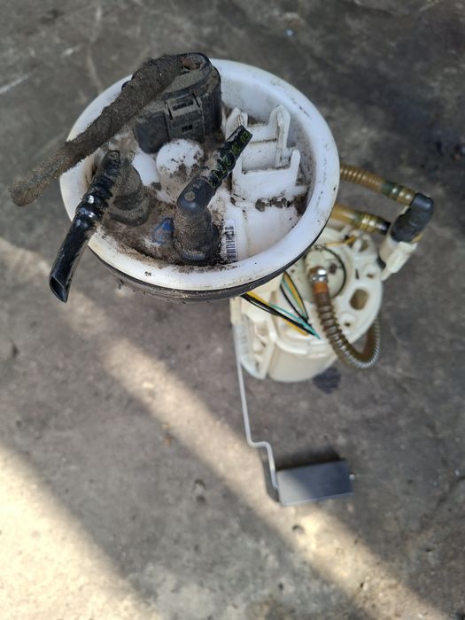 Pompka paliwa audi a4 b6 b7 1.8t 2.0 bfb alt 8e0,919,051L