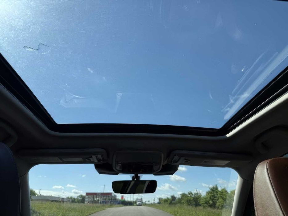 Subaru Forester Touring Crossover      2022