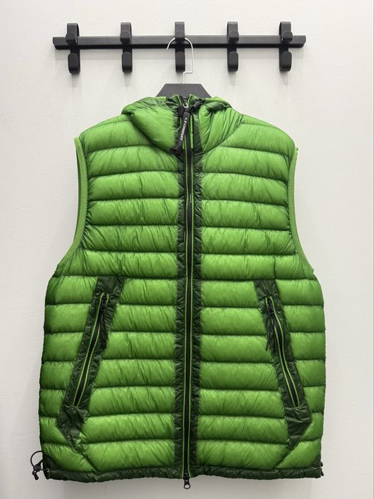 Жилетки пухові C.P. Company