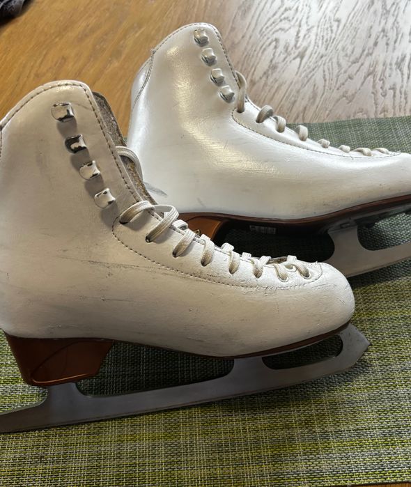 Łyżwy figurowe risport antores