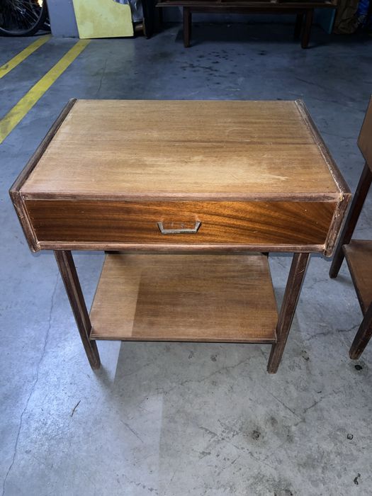 Mesa de cabeceira