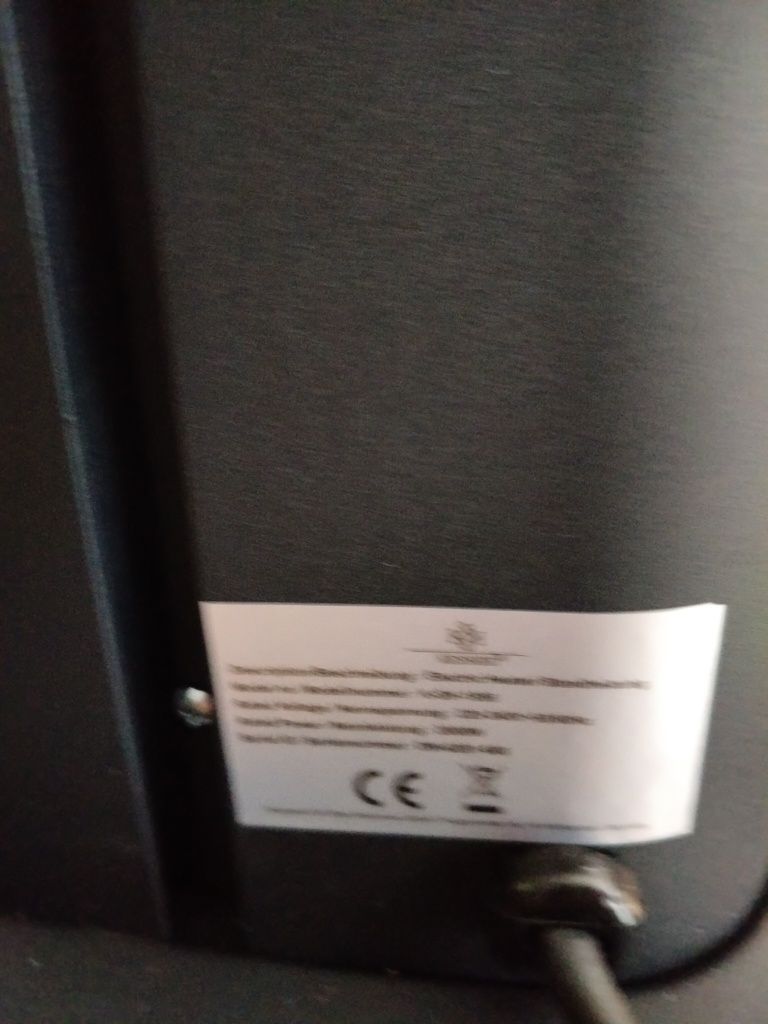 Wolnostojący, tarasowy promiennik podczerwieni, grzejnik na podczerwie