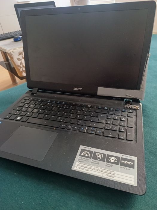 Acer aspire ES15 core i5-6200U