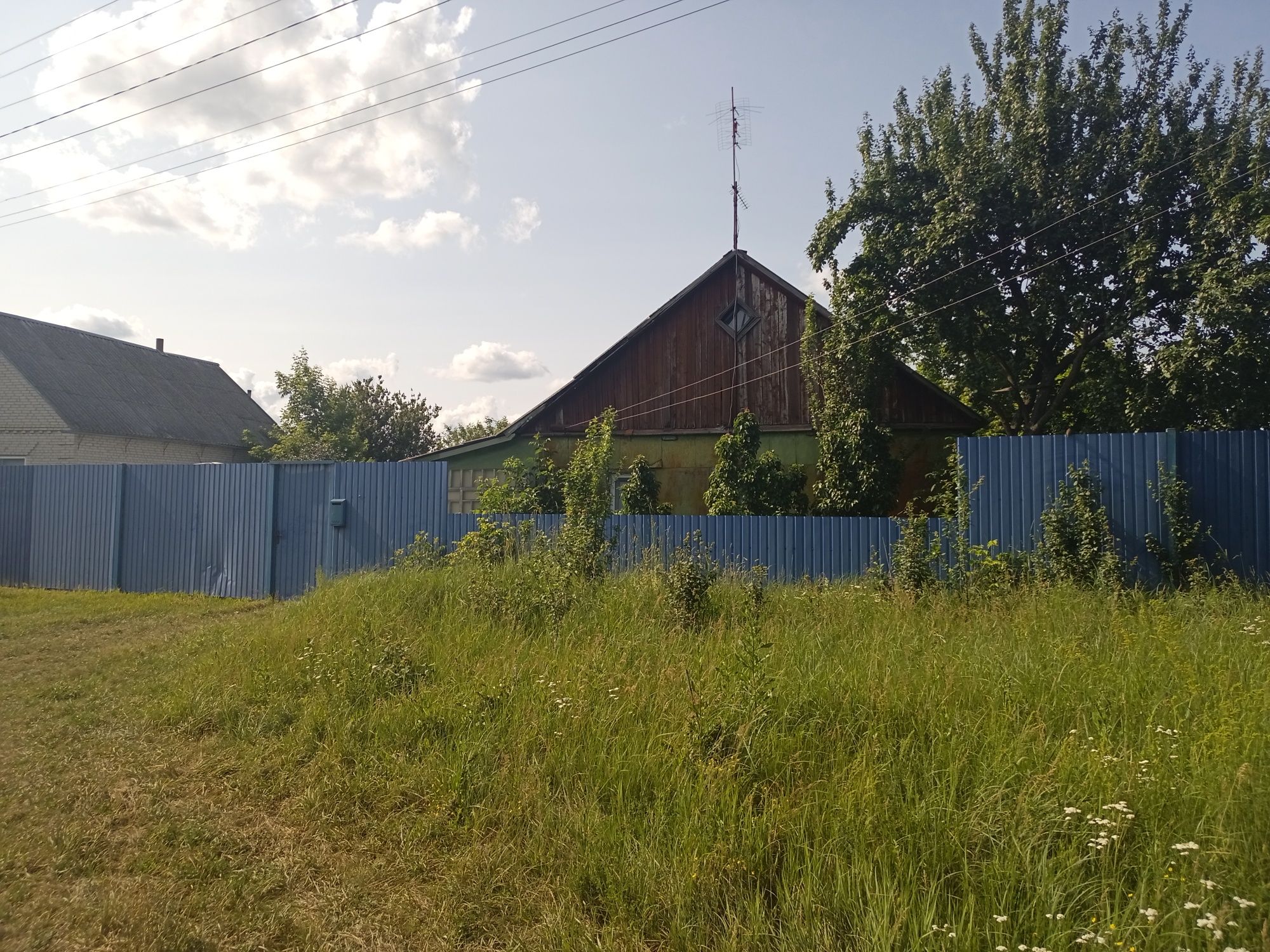 Продаю будинок в с. Новоселиця.
