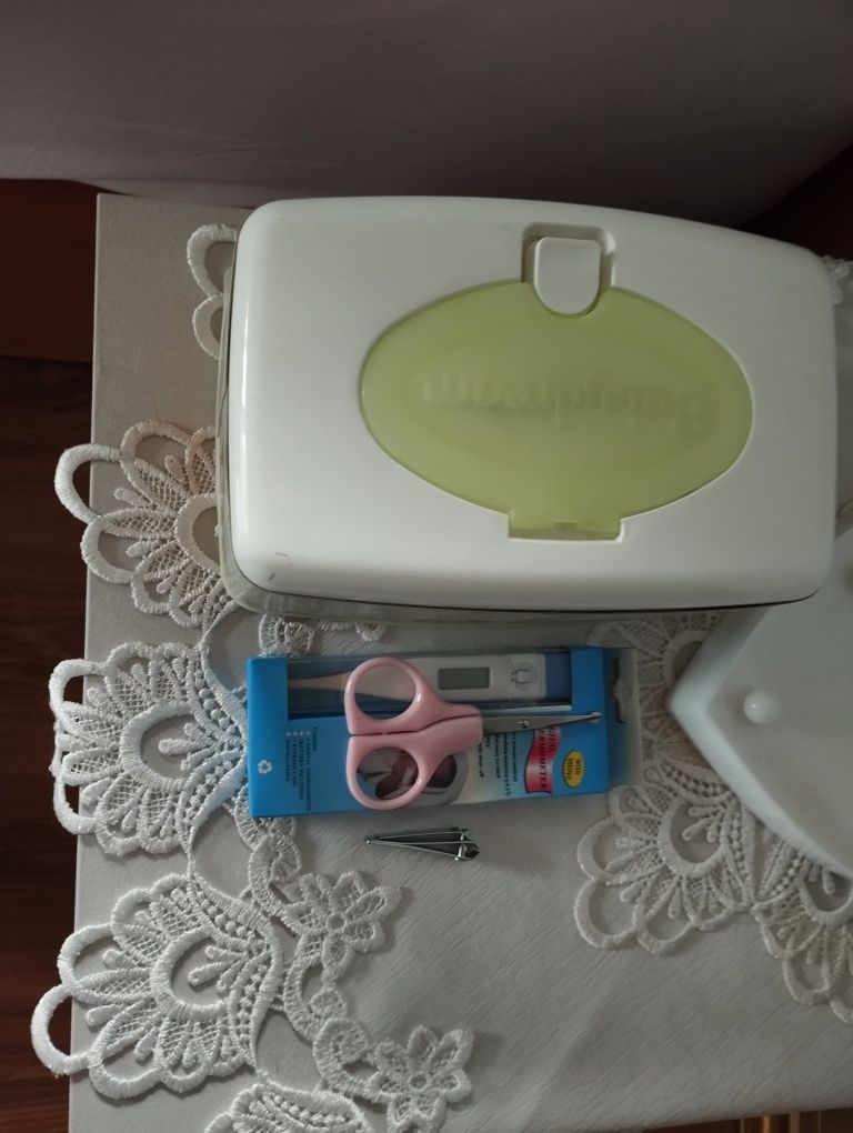 Torba ,przybornik ,nożyczki do paznokci