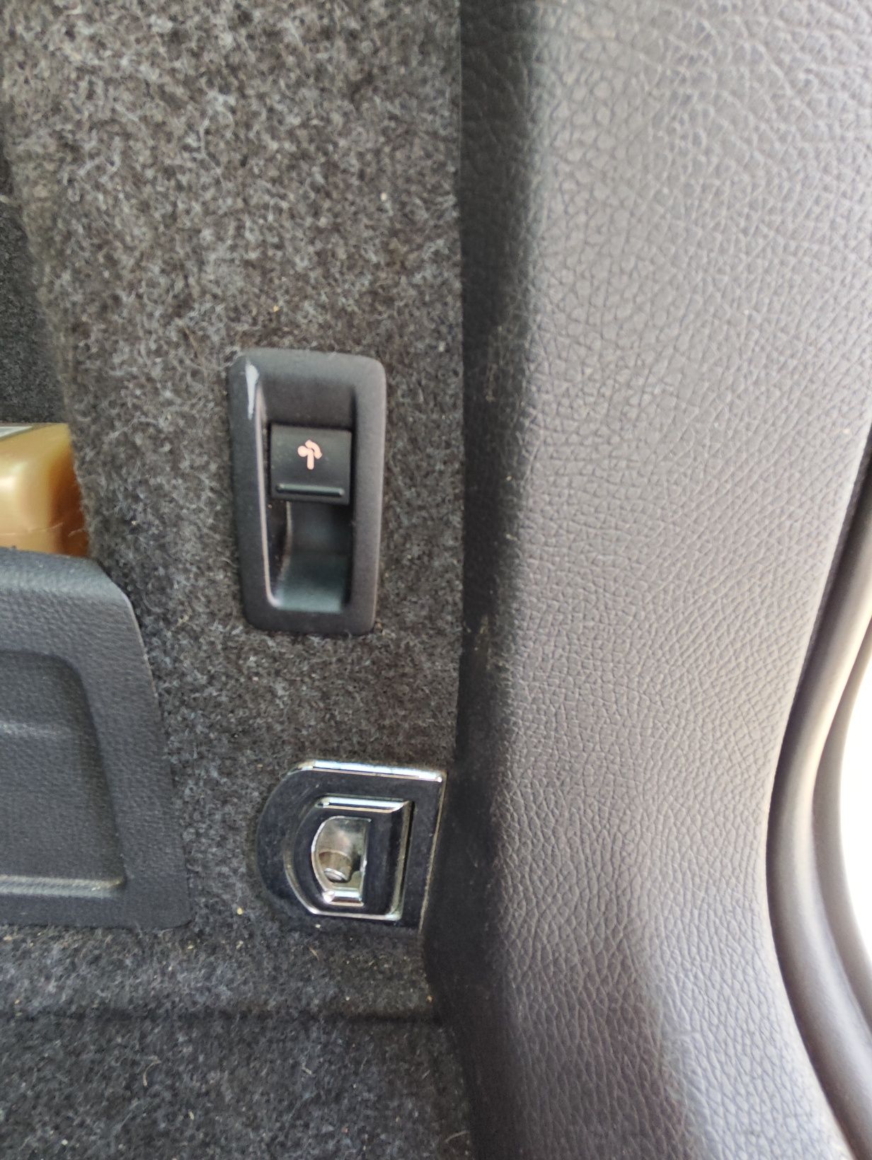 Volkswagen Passat 2011 Повний привід