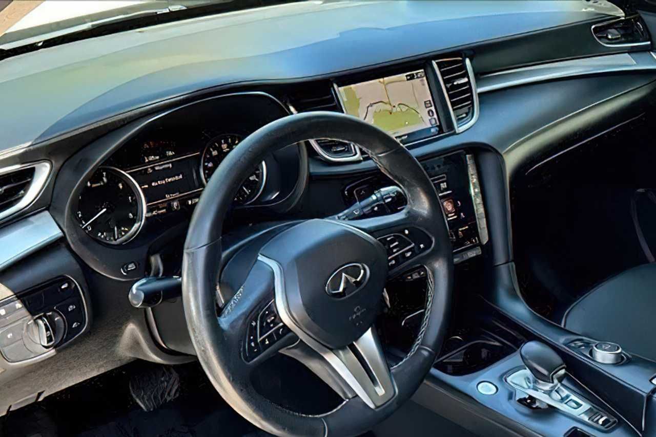 Infiniti Qx50      2020