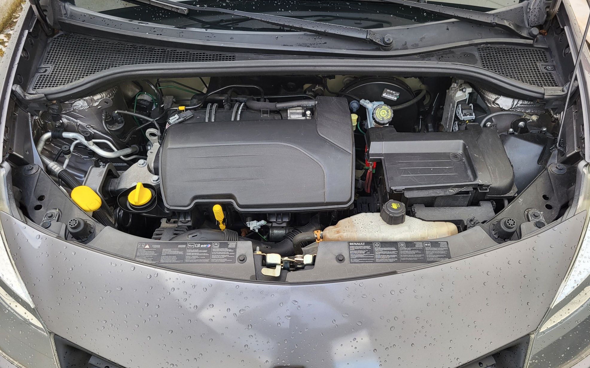 Renault Clio III 1.2 16v 75cv 147mil km