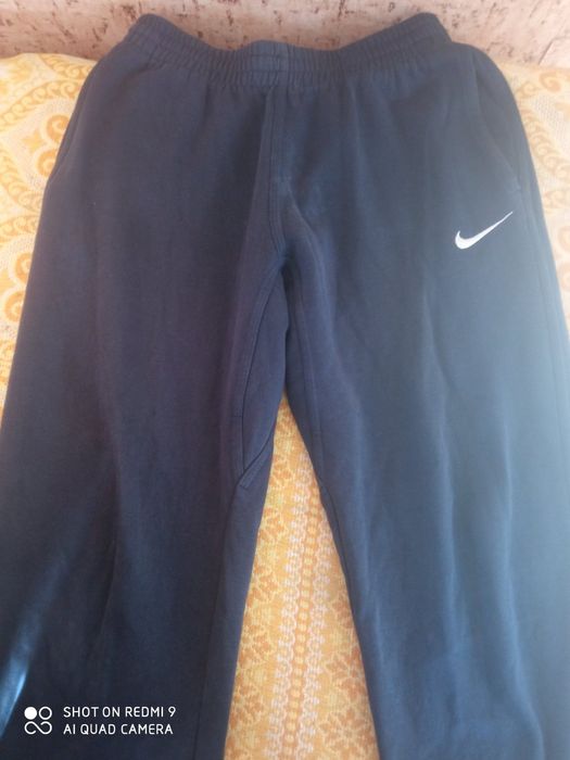 Продам спортивные штаны Nike