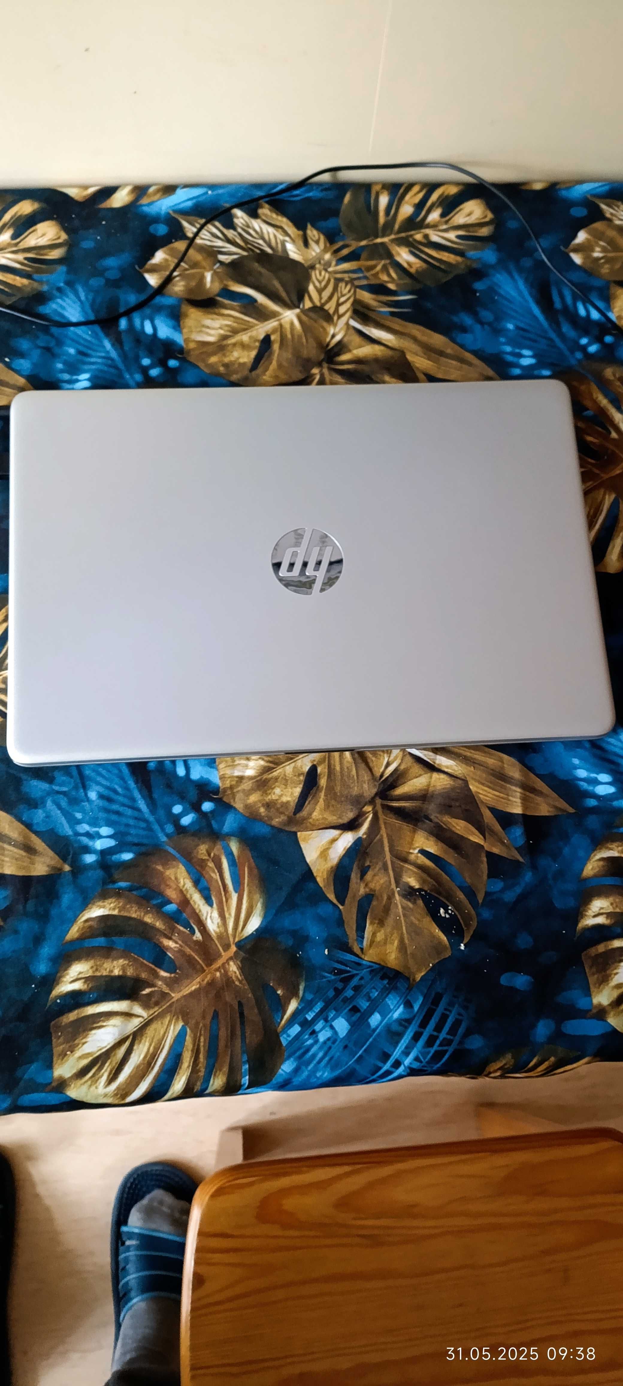 Laptop 15.6" i5-1235U 8GB RAM 512GB SSD Windows 11 Home