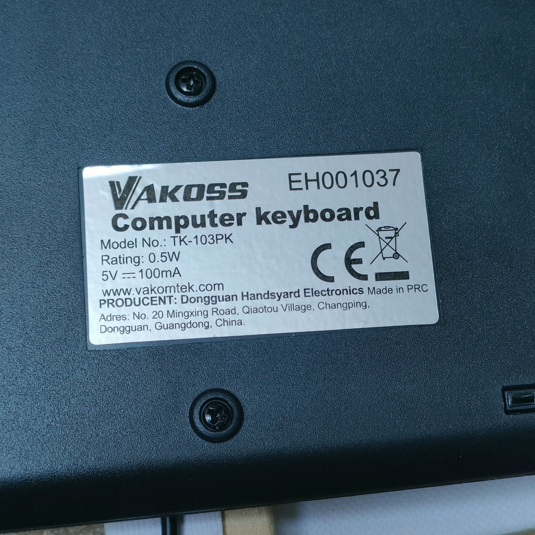 Klawiatura Vakoss TK-103PK USB – na części / do naprawy (przetarty kab