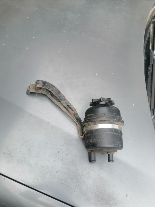 Бачок ГУР гідропідсилювача гидроусилитель Мерседес Віто 638 Vito PA66G