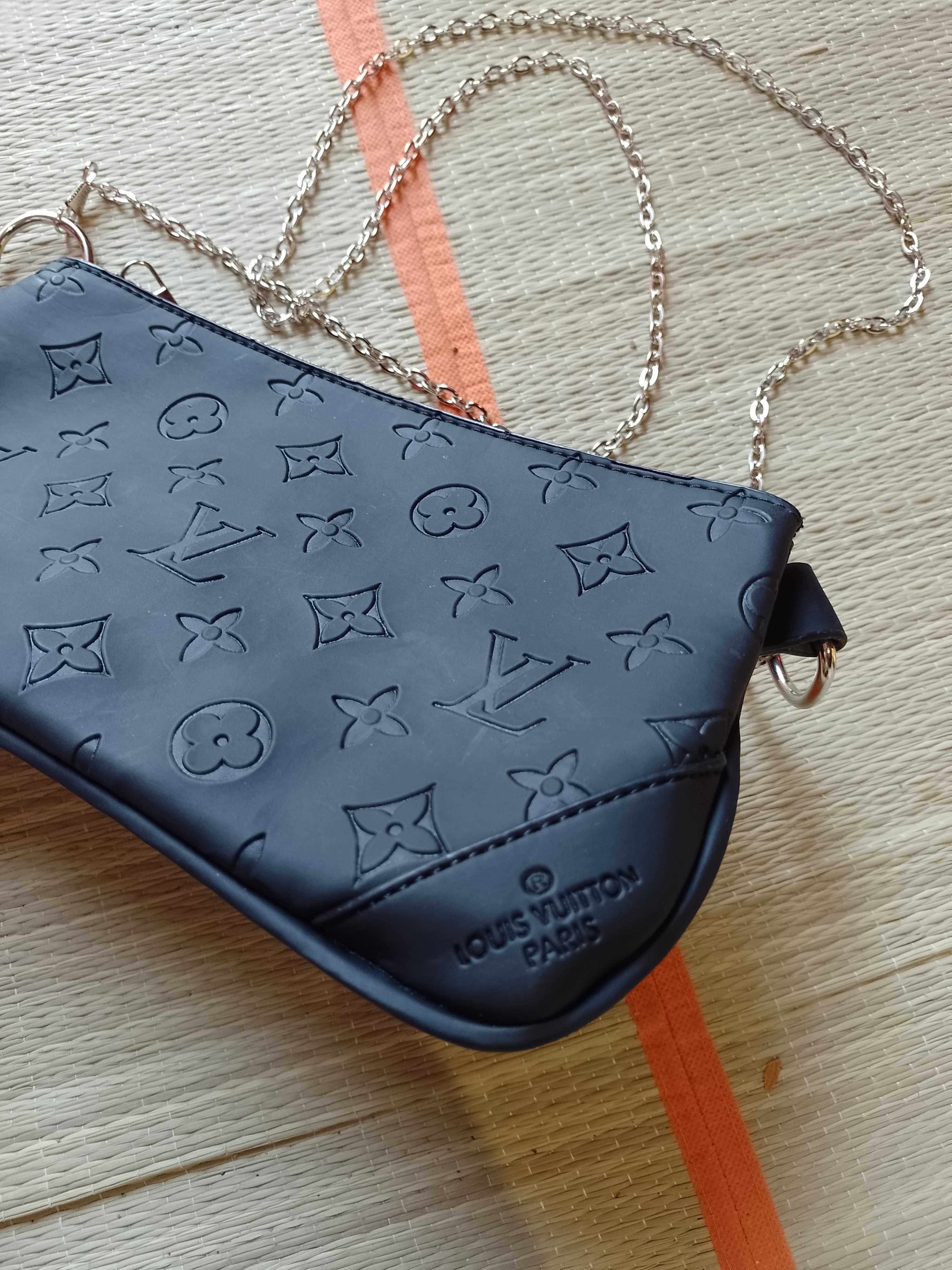 Louis Vuitton/Ekskluzywna , Czarna torebka listonoszka
