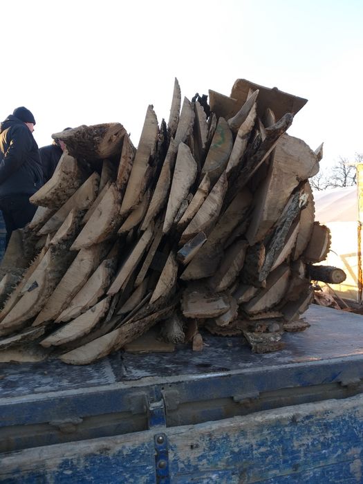 Дрова твердых пород с доставкой под дом