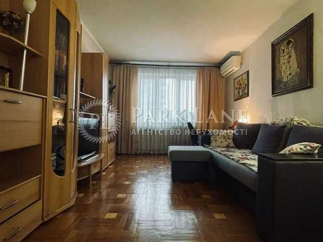 Оболонь ,Івасюка 20,Мінська ,Оболонська набережна .