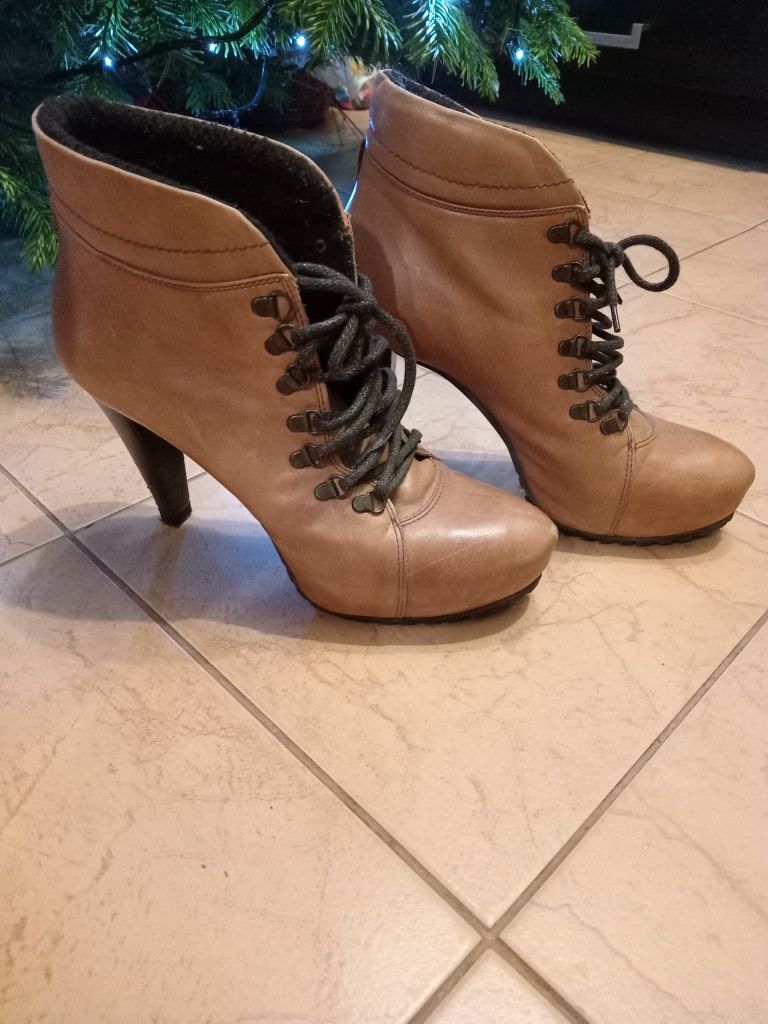 Buty damskie Ryłko rozmiar 40