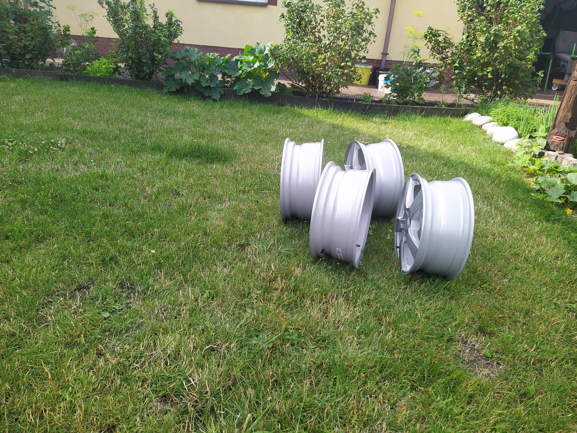Felgi aluminiowe do citroena C3 Picasso, roz 16, 4x108