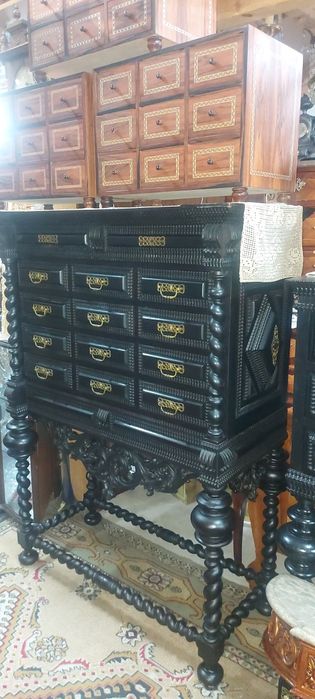 Móveis contadores (coloniais)