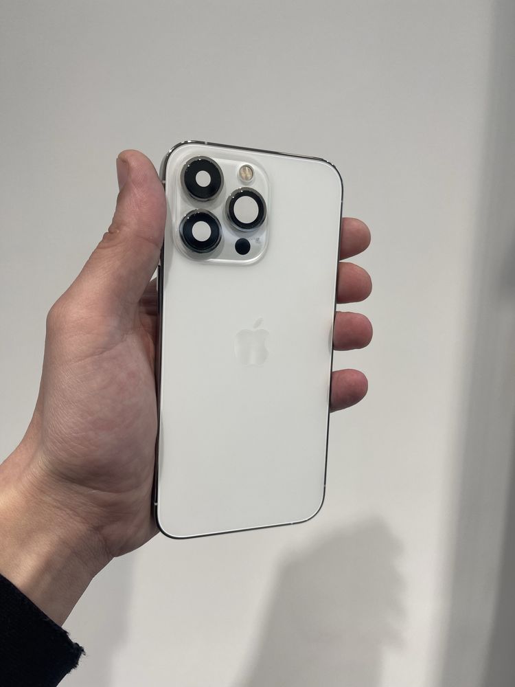 Оригінальний корпус для iPhone 13 Pro Silver