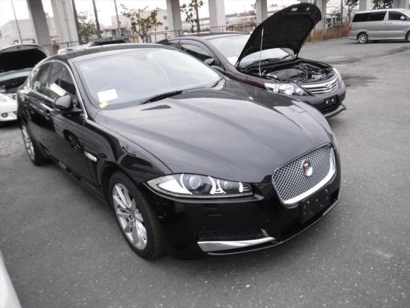 Jaguar XF 2012-2015 3.0 Задний бампер, детали кузова.